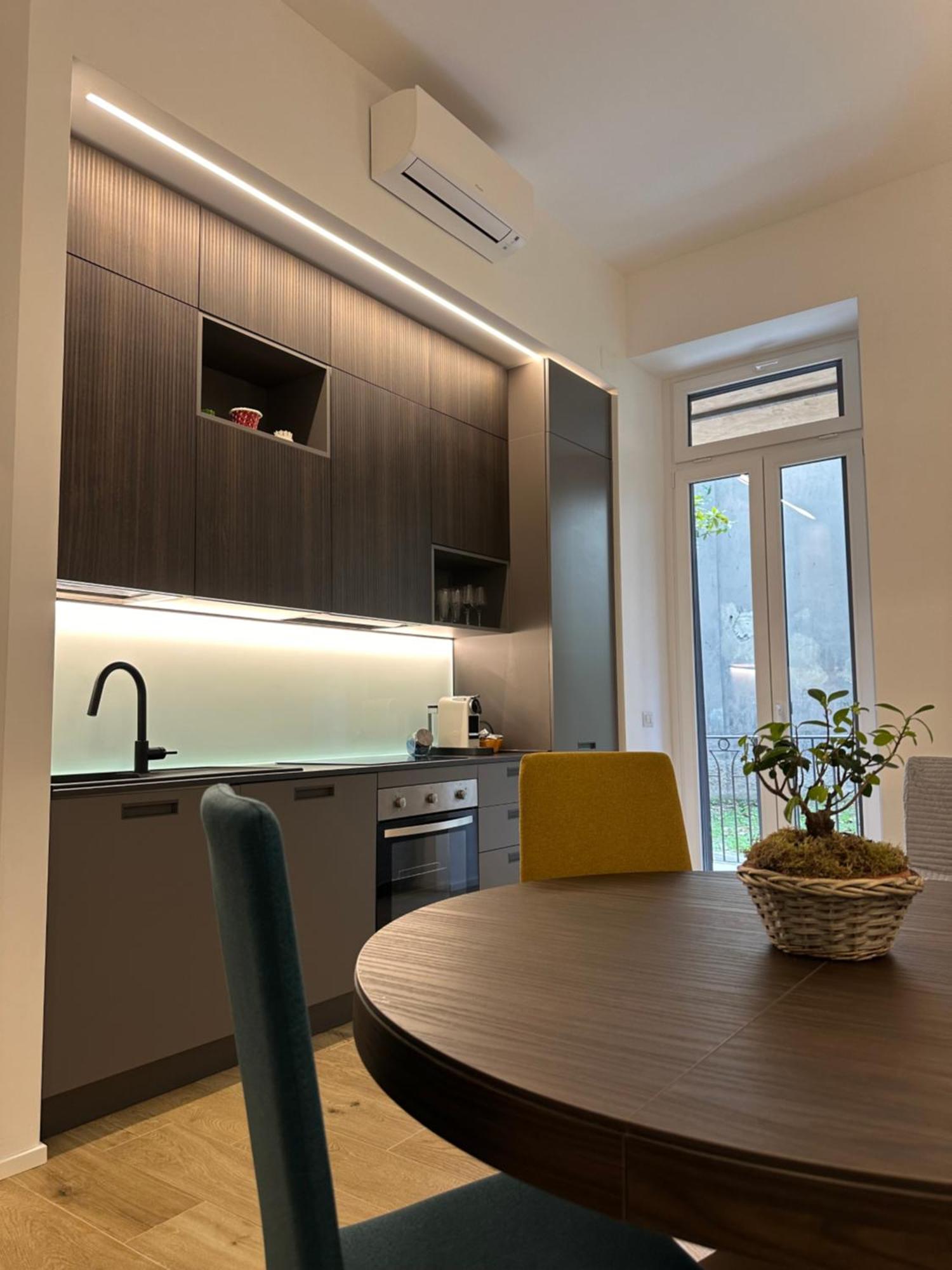Lr Deluxe Apartments - Porta Venezia - Bilocale Con Giardino Privato Milán Exteriér fotografie